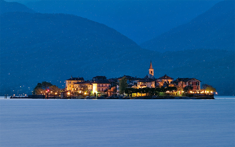 isola dei pescatori lago maggiore stresa -sera1